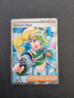 Pokemon TCG Destined Rivals Emcee's Hype Full Art Card 220/182 Illustration Rare - Image 1