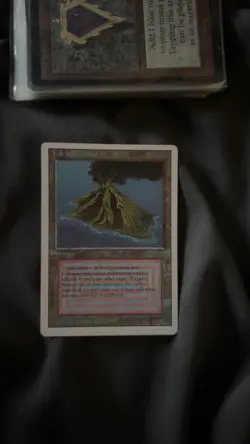 Magic: The Gathering Volcanic Island Revised Edition Rare Dual Land - Image 3