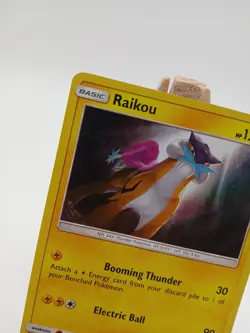 Raikou 32/73 - Shining Legends - Rare Holo LP Pokemon Card, 2017 - Image 2