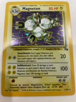POKEMON CARD WOTC 1999 MAGNETON HOLO RARE FOSSIL SET CARD 11/62 - Image 1