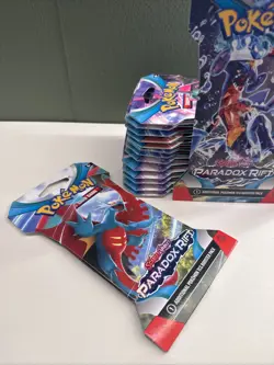 Pokemon TCG Scarlet Violet Paradox Rift Sleeved Booster Pack - Image 3