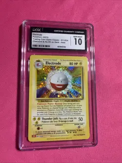 Electrode 011/034 Holo - CGC Gem Mint 10 -Classic Collection - Pokemon TCG 2023 - Image 2