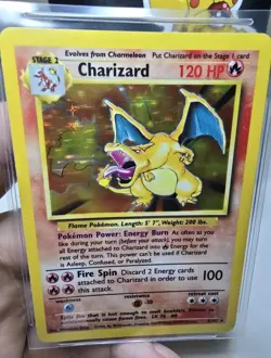 1999 Pokemon Base Set Unlimited Charizard 4/102 Holo Near Mint Condition - Image 4