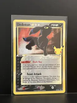 Umbreon Star 17/17 Celebrations: Classic Collection Holo Pokemon TCG NM - Image 1