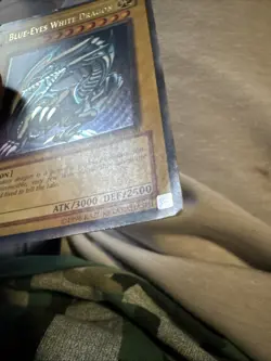 YuGiOh BLUE-EYES WHITE DRAGON Ultra Rare SDK-001 - Image 2