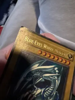 YuGiOh BLUE-EYES WHITE DRAGON Ultra Rare SDK-001 - Image 5