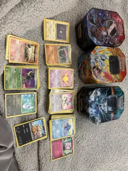 Pokemon Collection (246 cards + 3 Tins) - Base set, Holos, Rares, Common - Image 1
