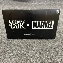 Magic: the Gathering - Secret Lair x Marvel's Deadpool Rainbow Foil Edition - Image 4