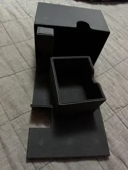 Ultimate Guard Flip N Tray 133+ BLACK MTG Deck Box - Image 1