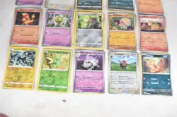Pokemon Trading Card Lot of 100 "20 Holos" Various Sets (J3812G) - Image 2