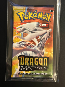 Pokemon TCG Dragon Majesty Booster Pack Reshiram Art New Sealed 2018 - Image 1