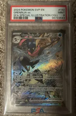 Pokemon Greninja 132 SVP en Shrouded Fable Scarlet & Violet Black Star PSA9 - Image 1