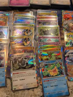 Lot Of 541 Pokemon Cards Holo, Reverse Holo, Bulk - Image 3