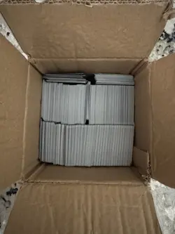 Pokemon Bulk Lot 700 Cards! Rares, Holos, Reverse Holos,3 TOPPS And 1 Full Art - Image 1