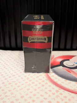 Pokemon TCG: Sword & Shield Lost Origin Elite Trainer Box ETB Sealed 820650850714 - Image 4