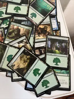 Lot Of 150 Magic The Gathering Cards Commons Duplicates Mixed 2018 - Image 4