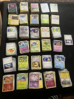 3021 bulk Pokemon Cards!??12lbs??-Vintage- modern no energys - Image 1