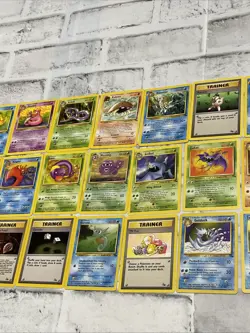 Pokemon 1999 Pokemon Fossil - Lot of 30 Cards Vintage Vtg Card - NO DUPES LP/NM - Image 3