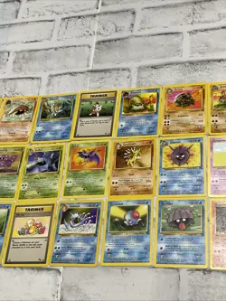 Pokemon 1999 Pokemon Fossil - Lot of 30 Cards Vintage Vtg Card - NO DUPES LP/NM - Image 4
