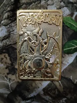 1999 Burger King Pokemon 23K Gold Plated Charizard Metal Trading Card Mini - Image 1