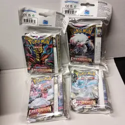NEW Lot (4) Pokemon Lost Origin BOOSTER PACKS w/ Mini Portfolio (holds 60 Cards) - Image 1