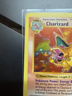 Pokemon TCG Charizard Base Set, Holo Shadowless Rare Card 4/102 - Image 3