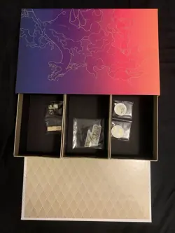 CHARIZARD UPC Pokemon TCG: Sword and Shield Ultra Premium EMPTY BOX - Image 4