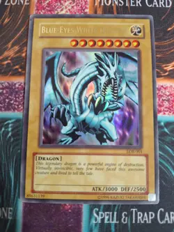 Yu-Gi-Oh! TCG Blue-Eyes White Dragon LOB-001 Ultra Rare OG Unlimited MP - Image 1