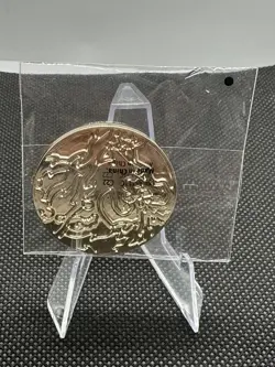 Pokemon TCG Charizard Ultra Premium Collection Gold Metal Flipping Coin - Image 2