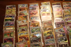 Large lot Pokemon cards, lots of shiny foil holo. 700 total cards - Image 5