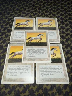 (5) Pearled Unicorn MTG Core Set 4th Edition Regular - Image 1
