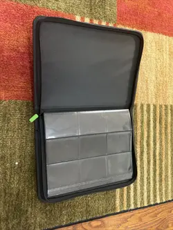 Vaultx 9-Pocket Exo-Tec Zip Binder - Black - Holds 360 Cards - Excellent Cond - Image 2