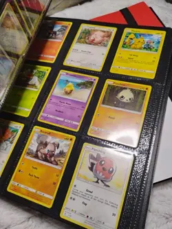 2 Pokemon Ultra pro Nintendo binders with 446 cards, Read Description - Image 5