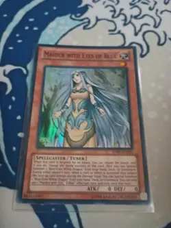 Yu-Gi-Oh TCG Maiden With Eyes Of Blue SDBE-EN006 Unlimited Super Rare Card NM - Image 1