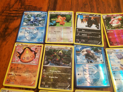 Vintage Pokemon TCG 250+ CARD LOT COMMON UNCOMMON RARE + 35 HOLO CARDS - Image 3