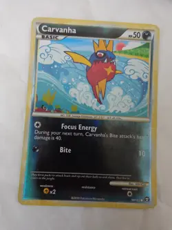 COMMON REVERSE HOLO CARVANHA 59/102 HGSS TRIUMPHANT SET POKEMON CARD GO - Image 1