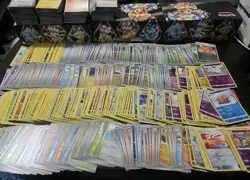 1000 Holo & Reverse Holo Pokemon Cards Lot - Image 3