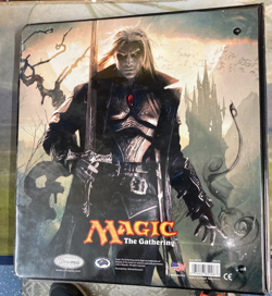 MTG Ultra Pro Sorin, Lord of Innistrad 3 Ring Trading Card Binder Sorin Markov - Image 3