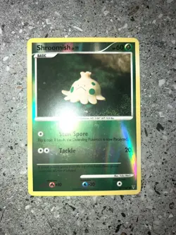 Pokemon TCG Cards Shroomish 127/147 Supreme Victors Reverse Holo - Image 3