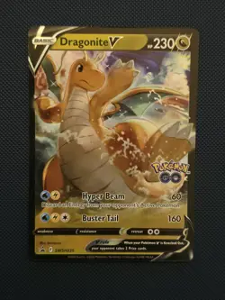 Pokemon TCG Dragonite V SWSH235 Black Star Promo Holo Card Near Mint Condition - Image 1
