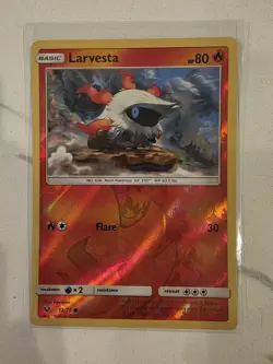 Larvesta 12/73 Rev Reverse Holo NM Shining Legends Pokemon Sun & Moon SM - Image 1