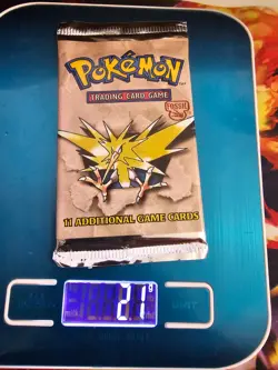 WOTC Pokemon Fossil Booster Unlimited Pack Zapdos Art HEAVY 21 Grams U - Image 1