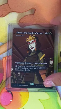 Suki of the Kyoshi Warriors Captain Sisay (Borderless) Avatar MTG Regular - Image 2