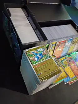Pokemon TCG Modern 1600+ Card Lot (Bulk/Holo/Reverse) - Image 3