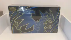 ???? Pokemon UPC - Charizard Fiamme Spettrali 2025 Collezione Ultra Premium ITA - Image 2