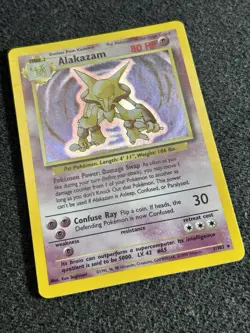 Alakazam 1/102 Base Set Holo Rare Pokemon Card 1999 WOTC Vintage NM/LP - Image 2