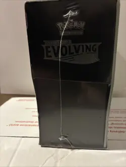 Pokemon Evolving Skies Elite Trainer Box ETB New Factory Sealed - Image 4