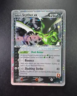 2004 POKEMON SCYTHER EX TEAM ROCKET RETURNS 102/109 ROCKET'S SCYTHER EX-HOLO TCG - Image 1