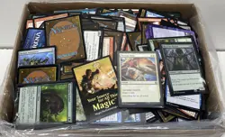 Unsorted Magic: The Gathering TCG and CCG Trading Cards (2000 Plus Cards) - Image 1