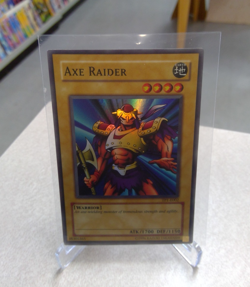 Yu-Gi-Oh TCG Axe Raider TP1-E002 Tournament Pack Super Rare - Image 1